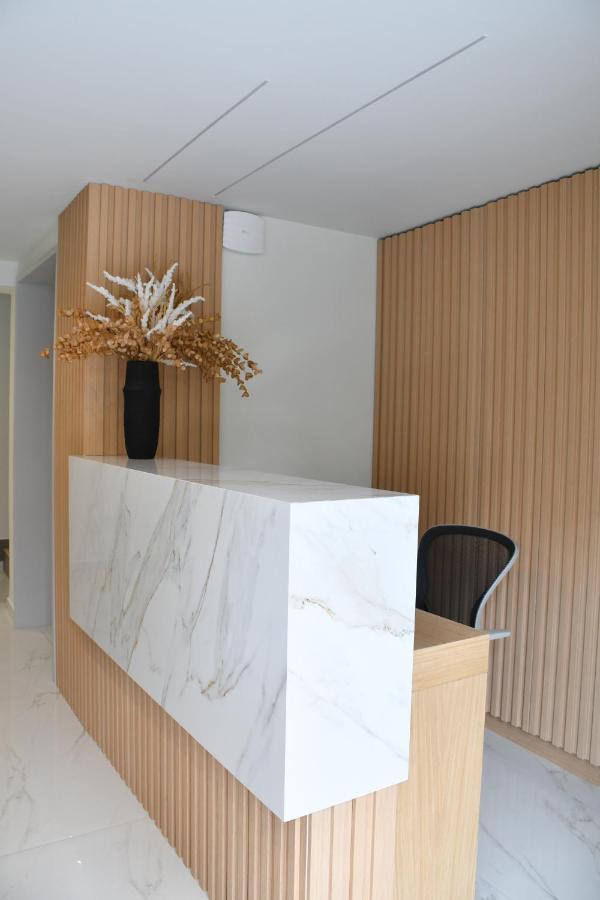 Urban Suites Athena Bagian luar foto