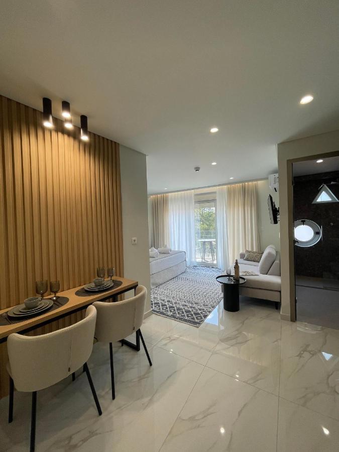 Urban Suites Athena Bagian luar foto